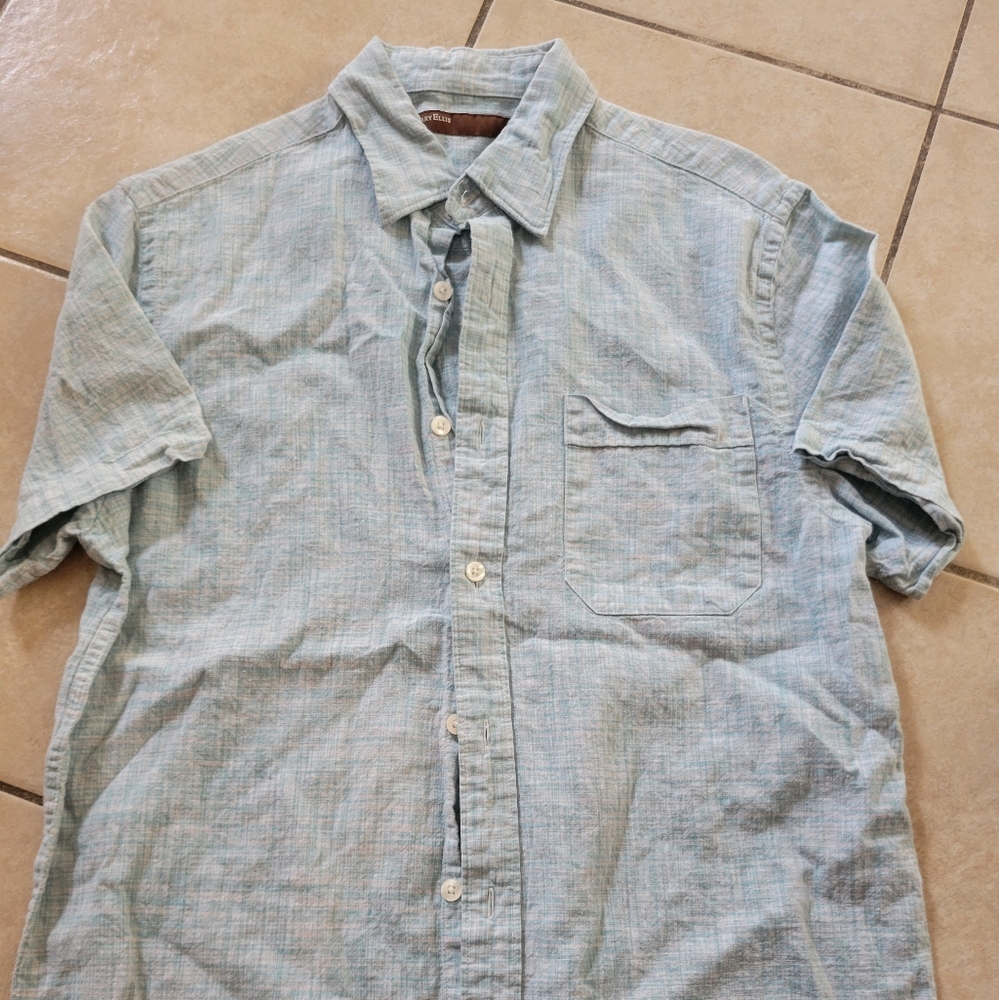 Perry Ellis Button Up Shirt